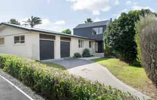 21 Highfield Crescent, Brookfield