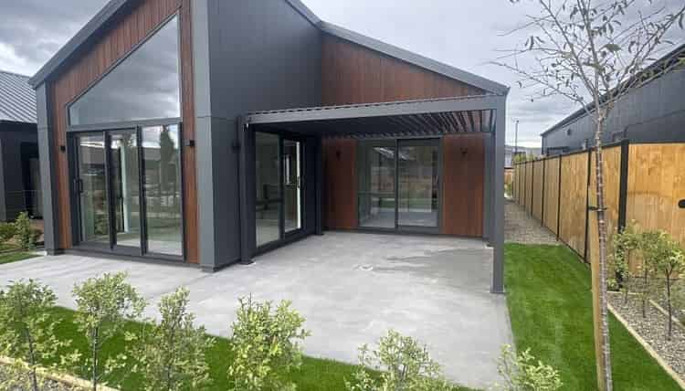 15 Hadley Place, Cromwell