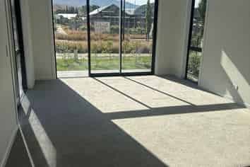 15 Hadley Place, Cromwell