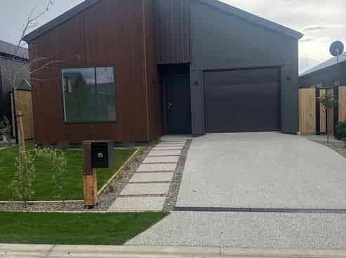 15 Hadley Place, Cromwell