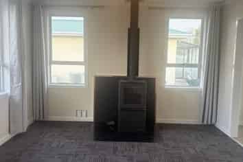 8 Stuart Street, Mataura