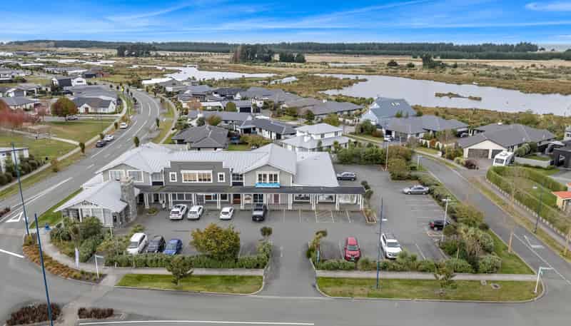 8 Tahuna Street, Pegasus