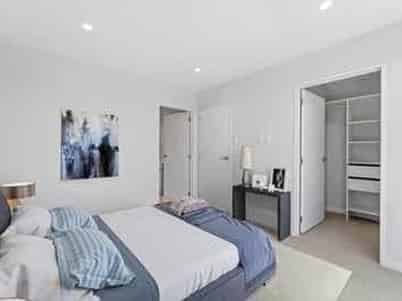 7/8 Bagnall Avenue, Point England