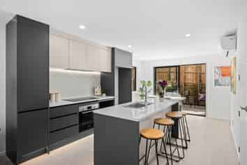 7B Maroubra Place, Botany Downs