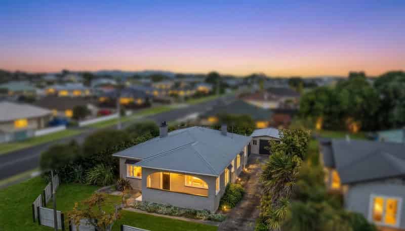 47 Lincoln Road, Springvale