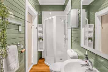 47 Lincoln Road, Springvale