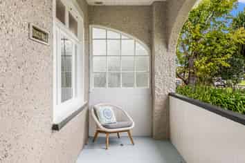 47 Lincoln Road, Springvale