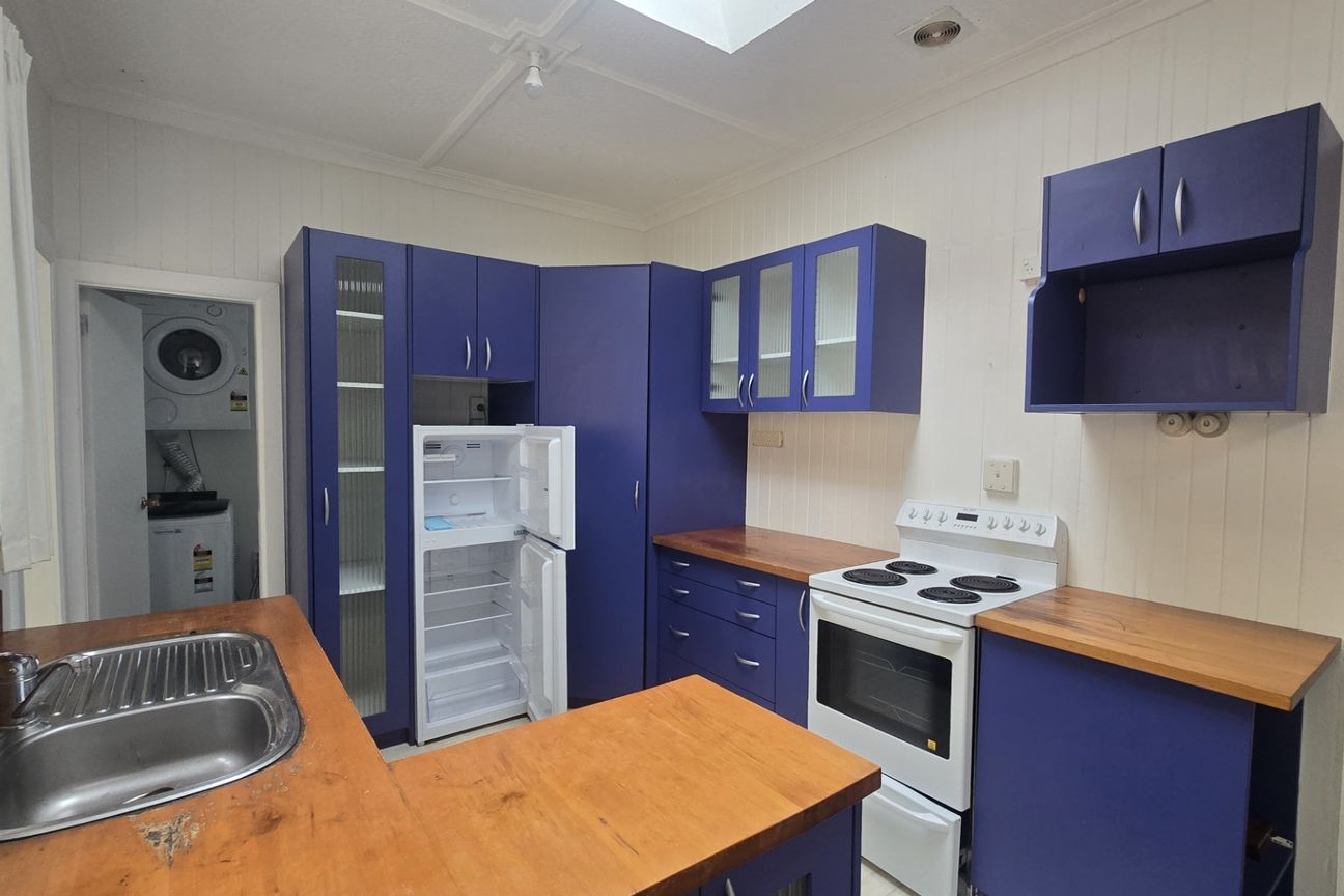 TIDY 4-BEDROOM HOME IN A GREAT LOCATION – pohled 2