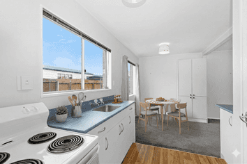 121-123F Bell Road, Waiwhetu