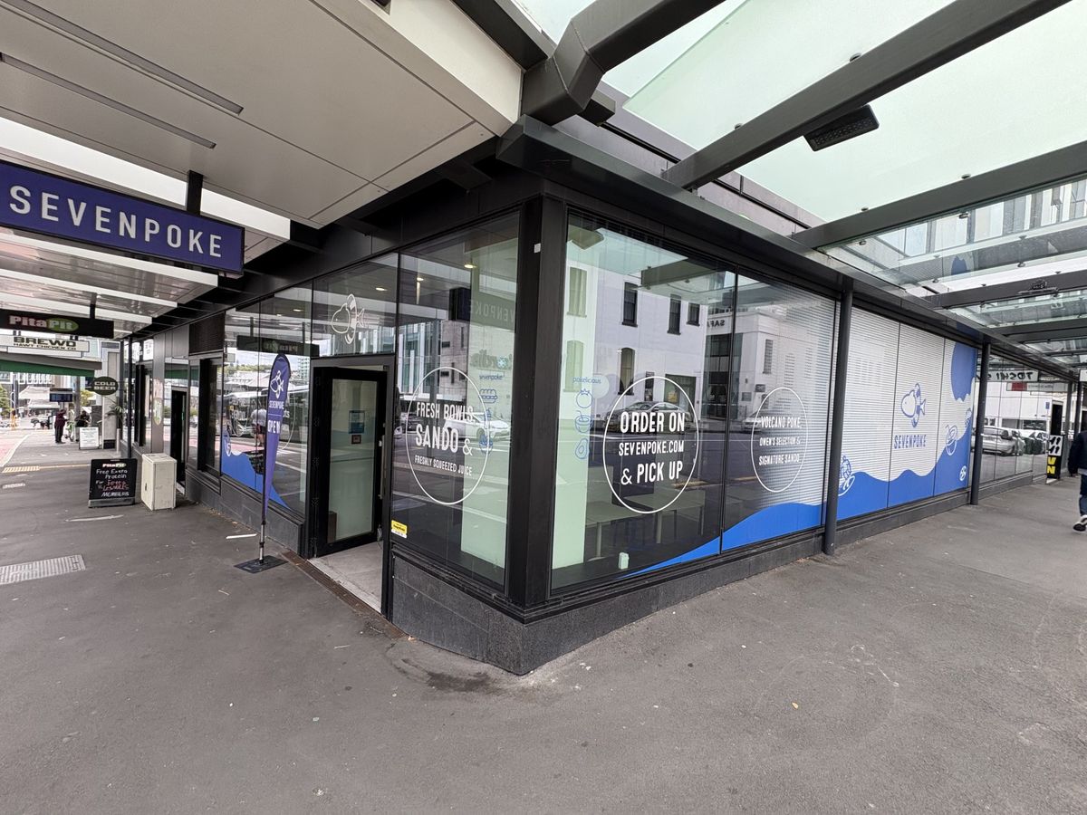 CBD F&B – ready to go! – pohled 2
