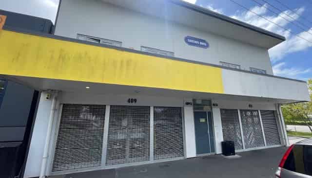 409 Worcester Street, Linwood