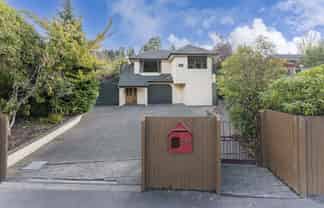 360 Kaikorai Valley Road, Bradford