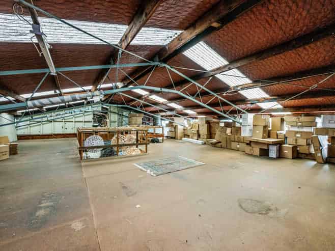 NEW LYNN STANDALONE FREEHOLD - ITS NO.1!
