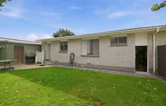 27A Barron Crescent, Fenton Park