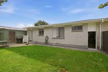 27A Barron Crescent, Fenton Park