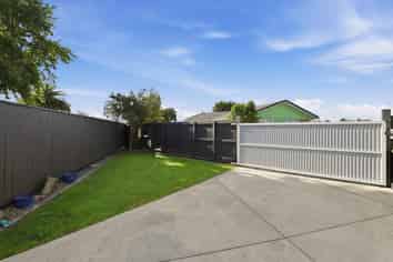 27A Barron Crescent, Fenton Park