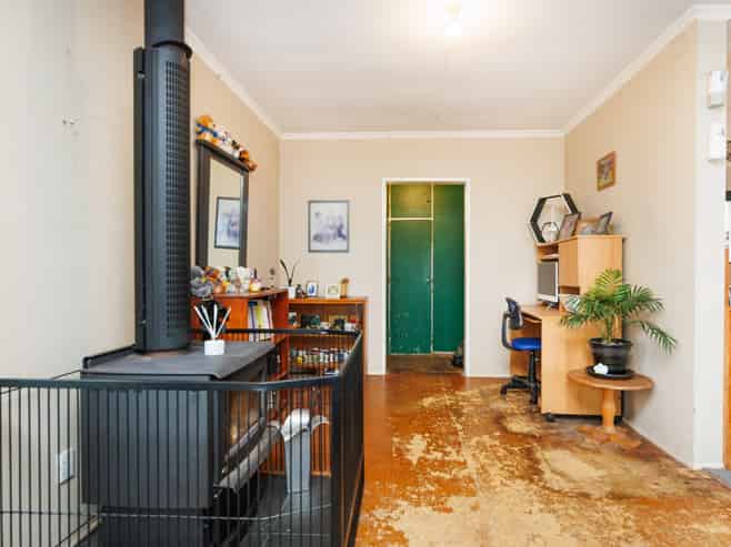 80 Willoughby Street, Halcombe