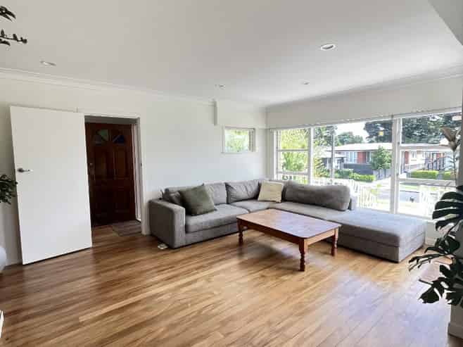 1/16 Callis Avenue, Opaheke