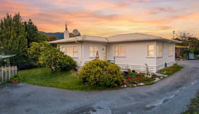 1/18 Fergusson Street, Stoke