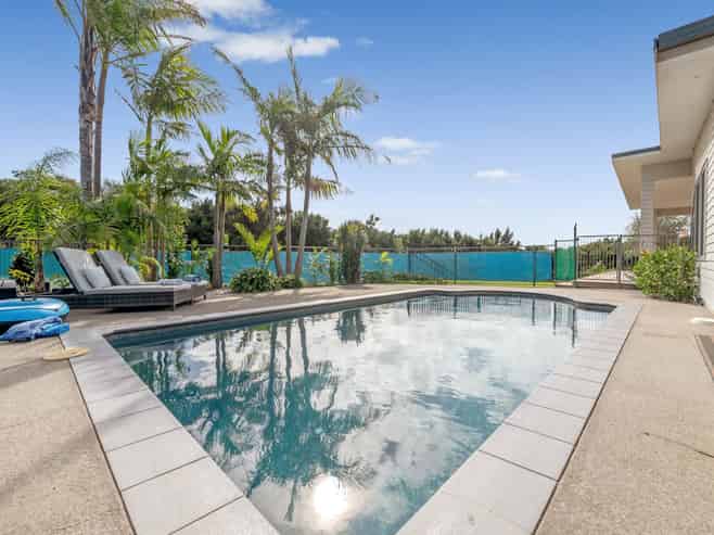 12 Liberty Crescent, Beachlands