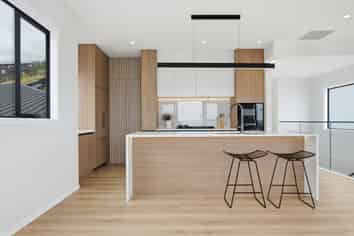 3 Makumaku Place, Long Bay