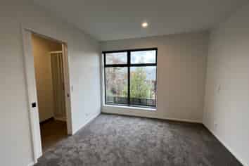 2/10a McLean Street, Linwood