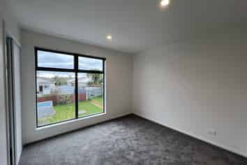 2/10a McLean Street, Linwood