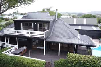 34 Harbour View Road , Leigh