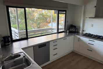 34 Harbour View Road , Leigh