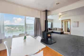 3 Inverness Road , Western Heights