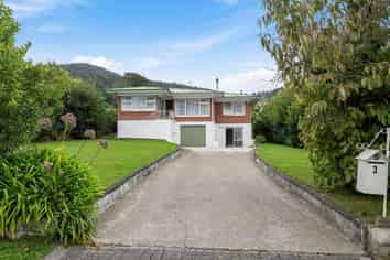 3 Inverness Road , Western Heights