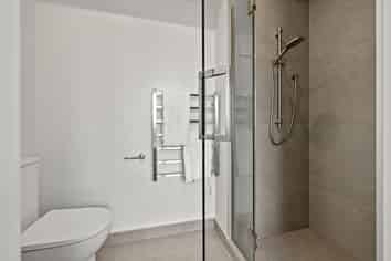 33/17 Rocky Road, Huntington