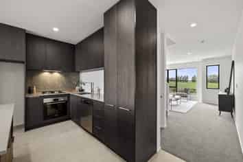 33/17 Rocky Road, Huntington