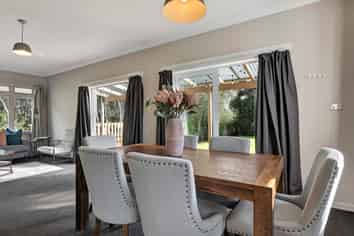 33 Baring Terrace, STRANDON