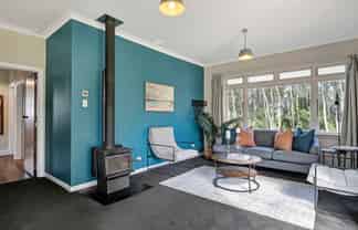 33 Baring Terrace, STRANDON