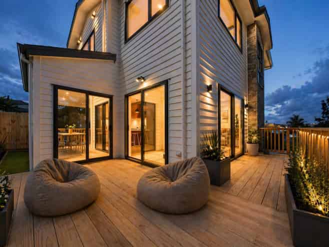 12 Hillview Avenue, New Windsor