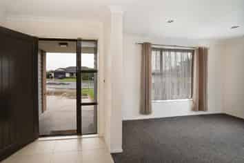 7 Tulip Drive, Cambridge