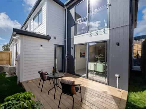 7B,7C & 7D Maroubra Place, Botany Downs