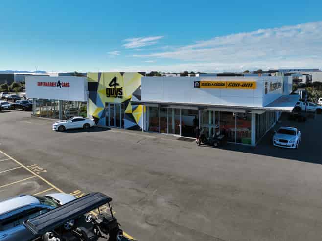 High Profile Corner - Premier Investment 