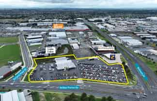 High Profile Corner - Premier Investment 