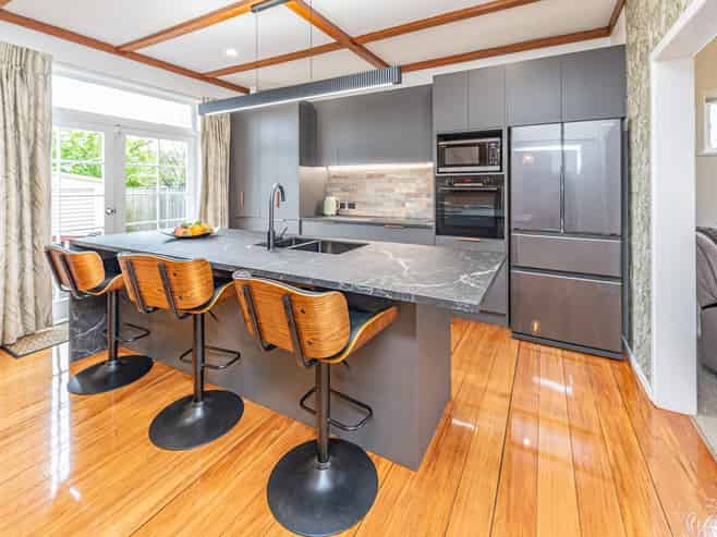 20 College Street, College Estate