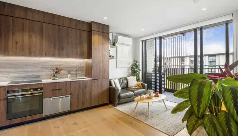 303/21 Pennant Street, Long Bay