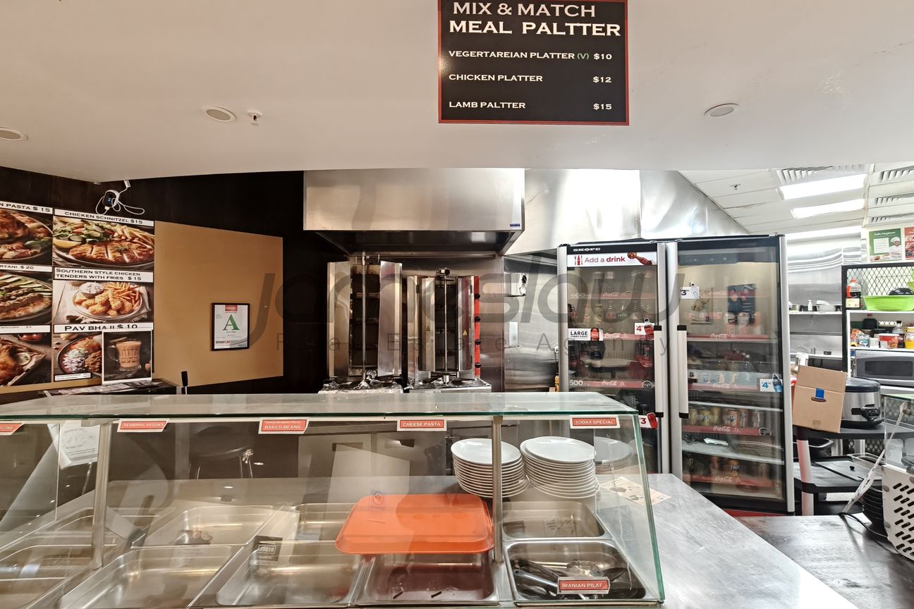 Turnkey Food Court Unit in Busy CBD Mall - Mehr