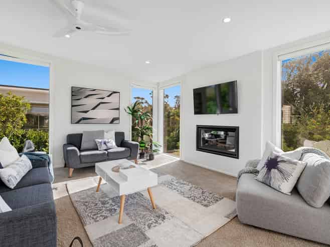 24 Albro Lane, Algies Bay