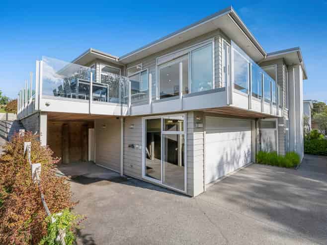 24 Albro Lane, Algies Bay