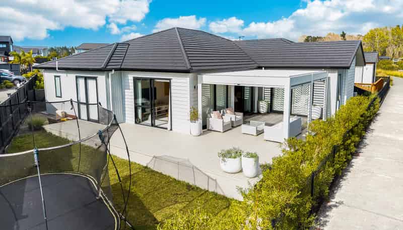 3 Houpuni Road, Milldale
