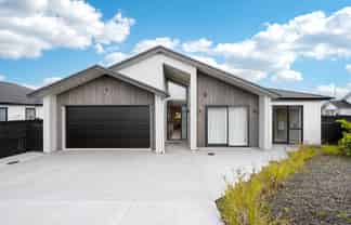 3 Houpuni Road, Milldale