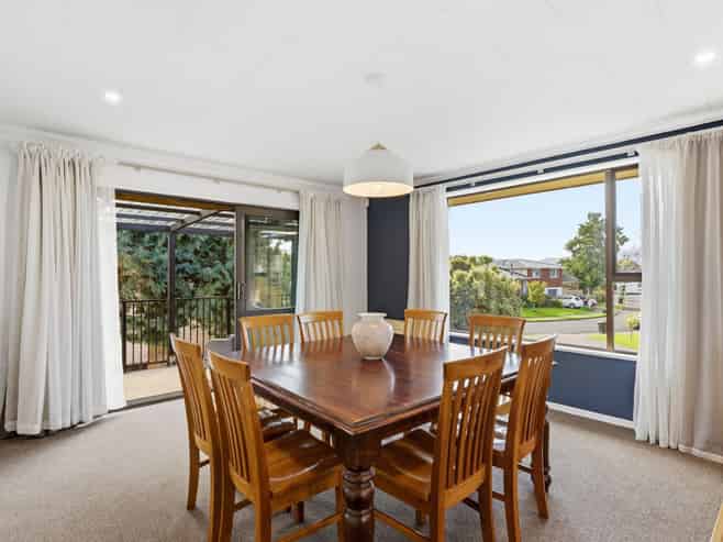 7 Windsor Place, Mosgiel