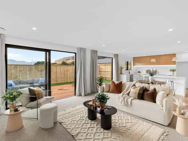 64 Little Owl Loop, Jacks Point