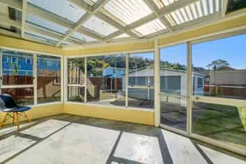 20 Hanson Grove, Stokes Valley